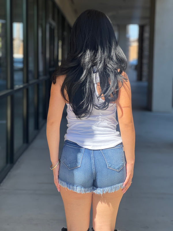 Lainey Wilson tee