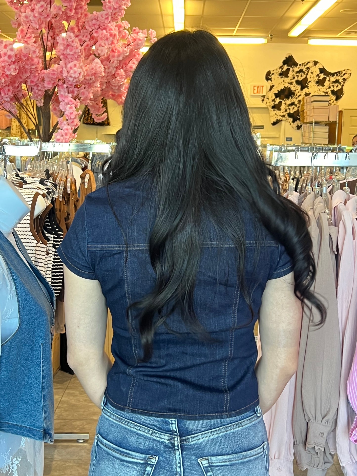 SHORT SLEEVE BUTTON UP DENIM TOP