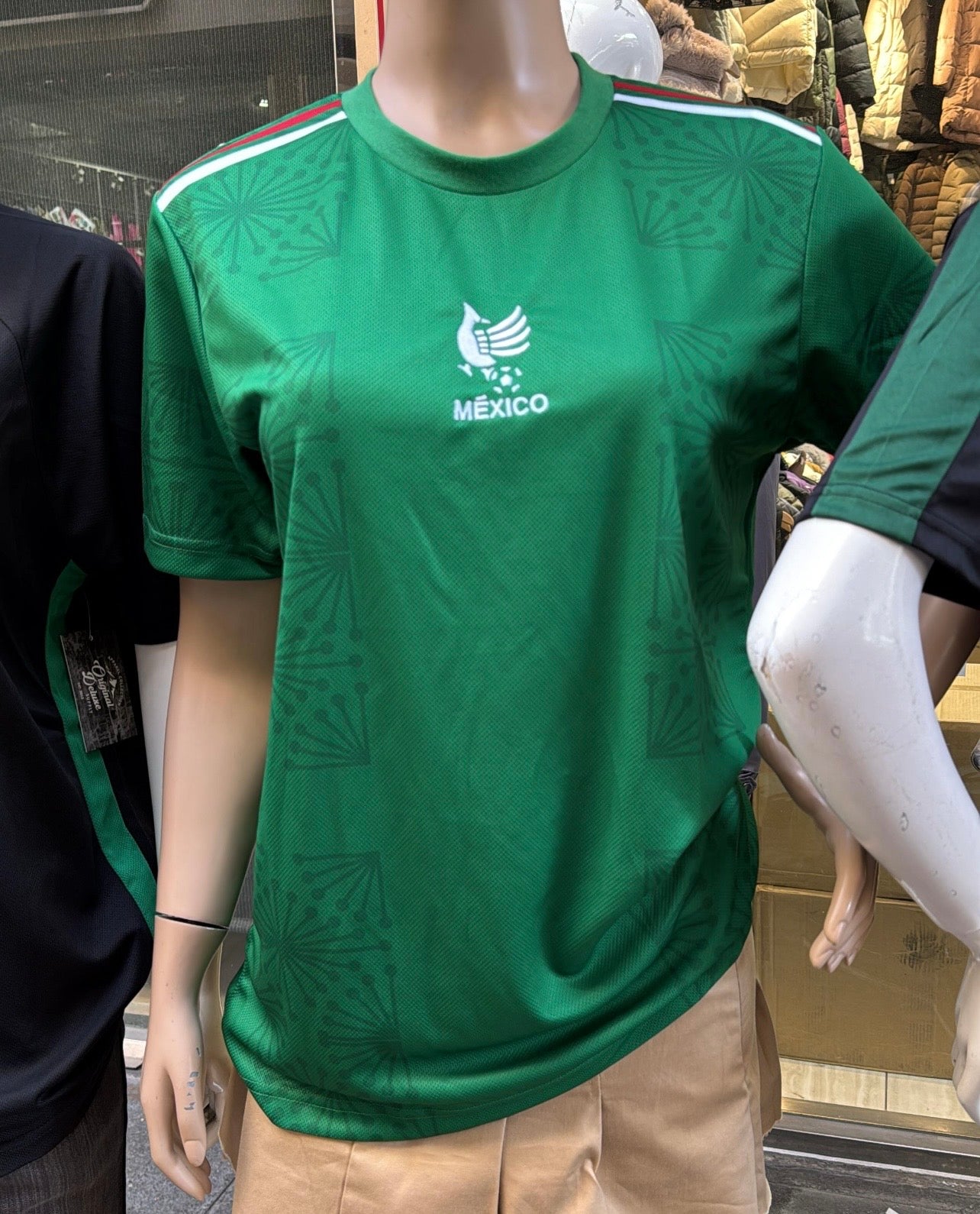 (Preorder 6/19) Green Mexico Team
World Soccer Jerseys Top