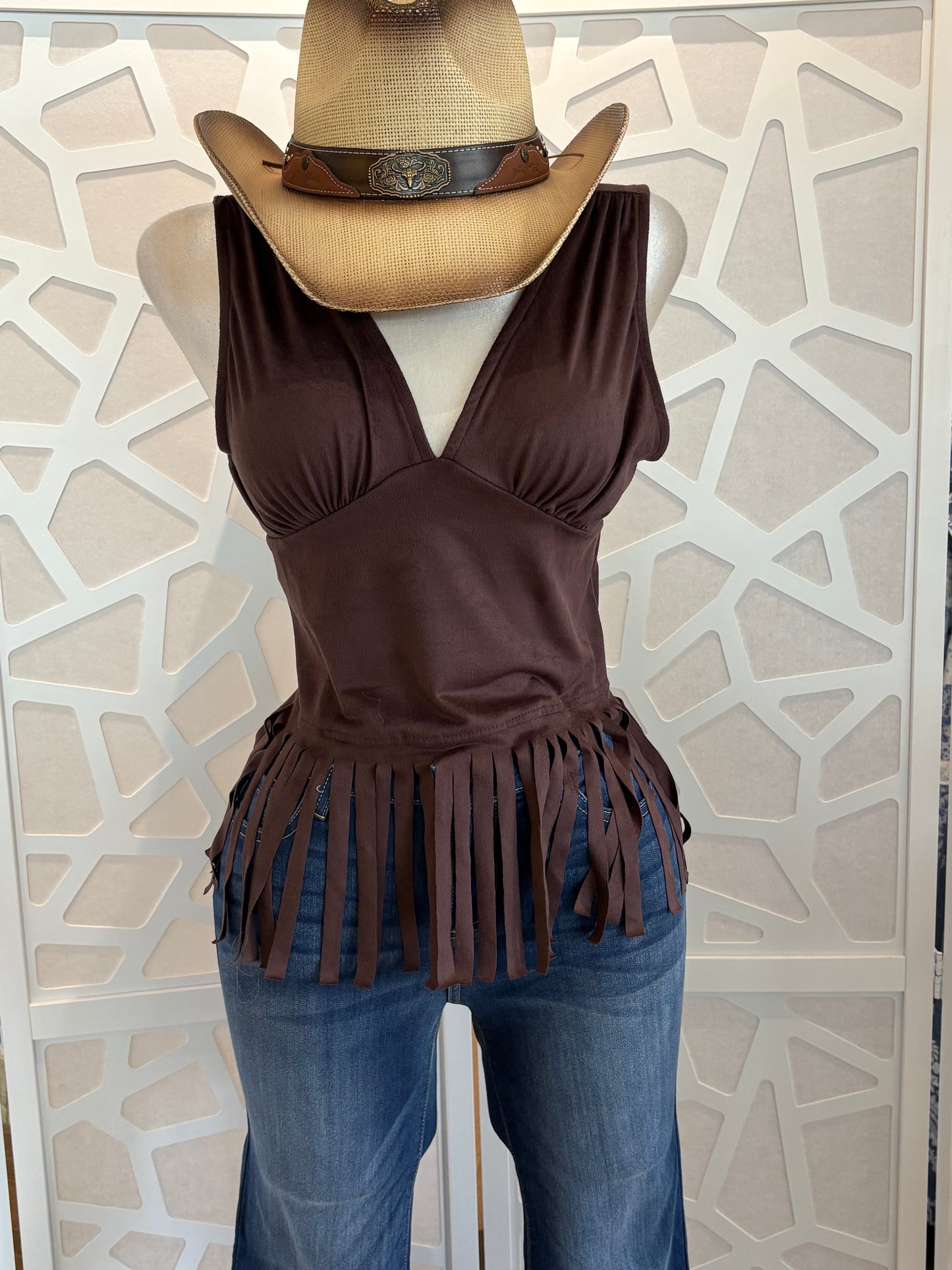 Fringe Hem Sleeveless Top (chocolate)