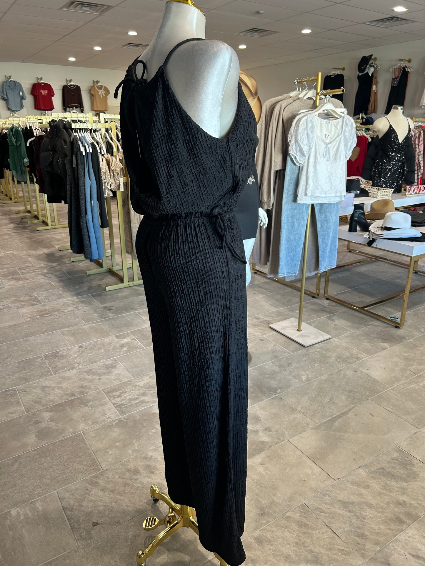 Halter Neck Crinkle Knit Jumpsuit