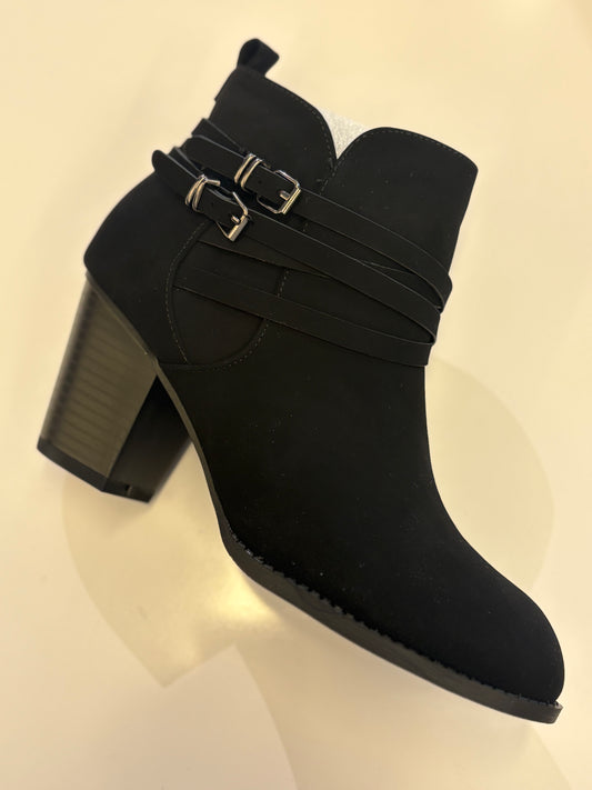 Sosanna ankle boot