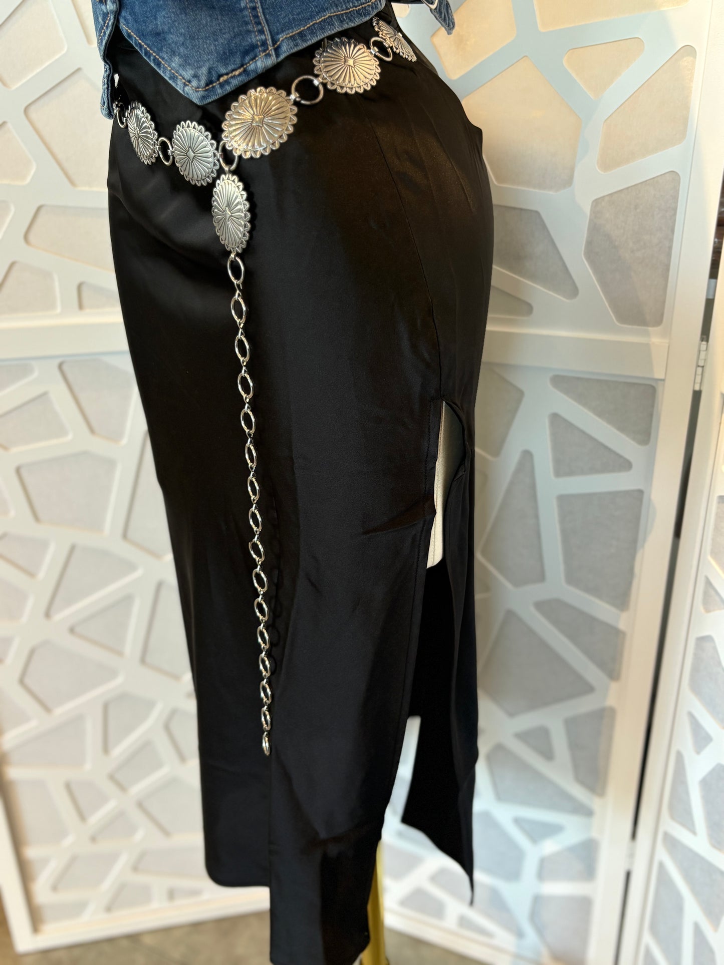 Satin skirt with side slit