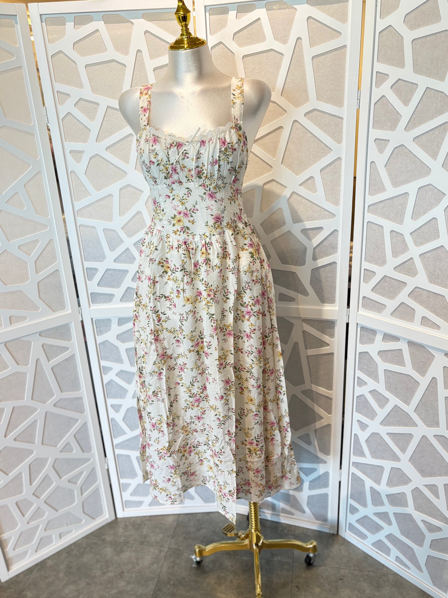 Genevieve Floral Midi Dress
