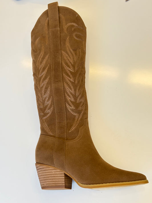 Samara below the knee boots