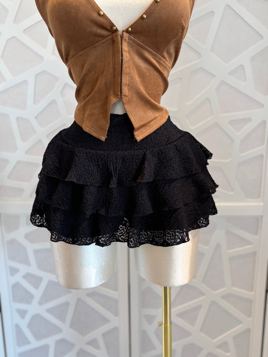 Tiered lace skort
