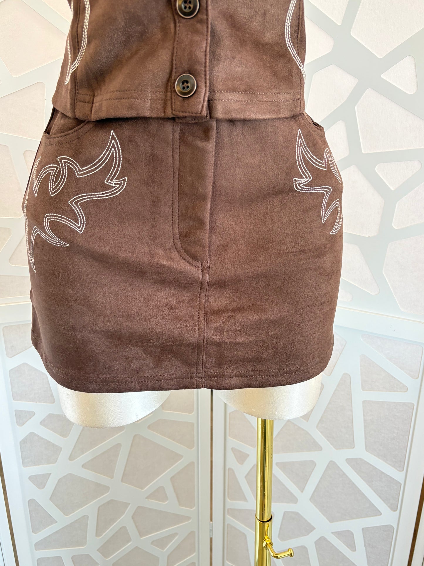 Embroidered suede SKIRT