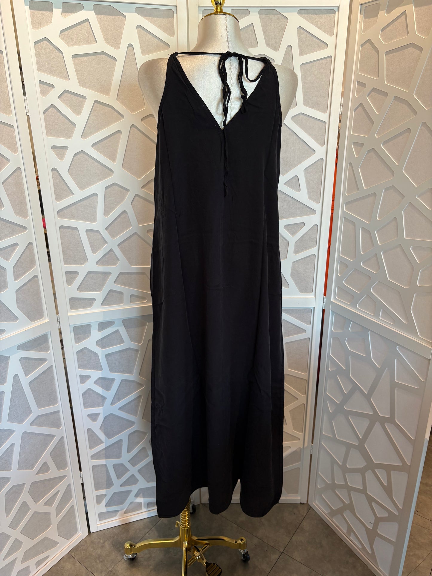 Adjustable halter maxi dress