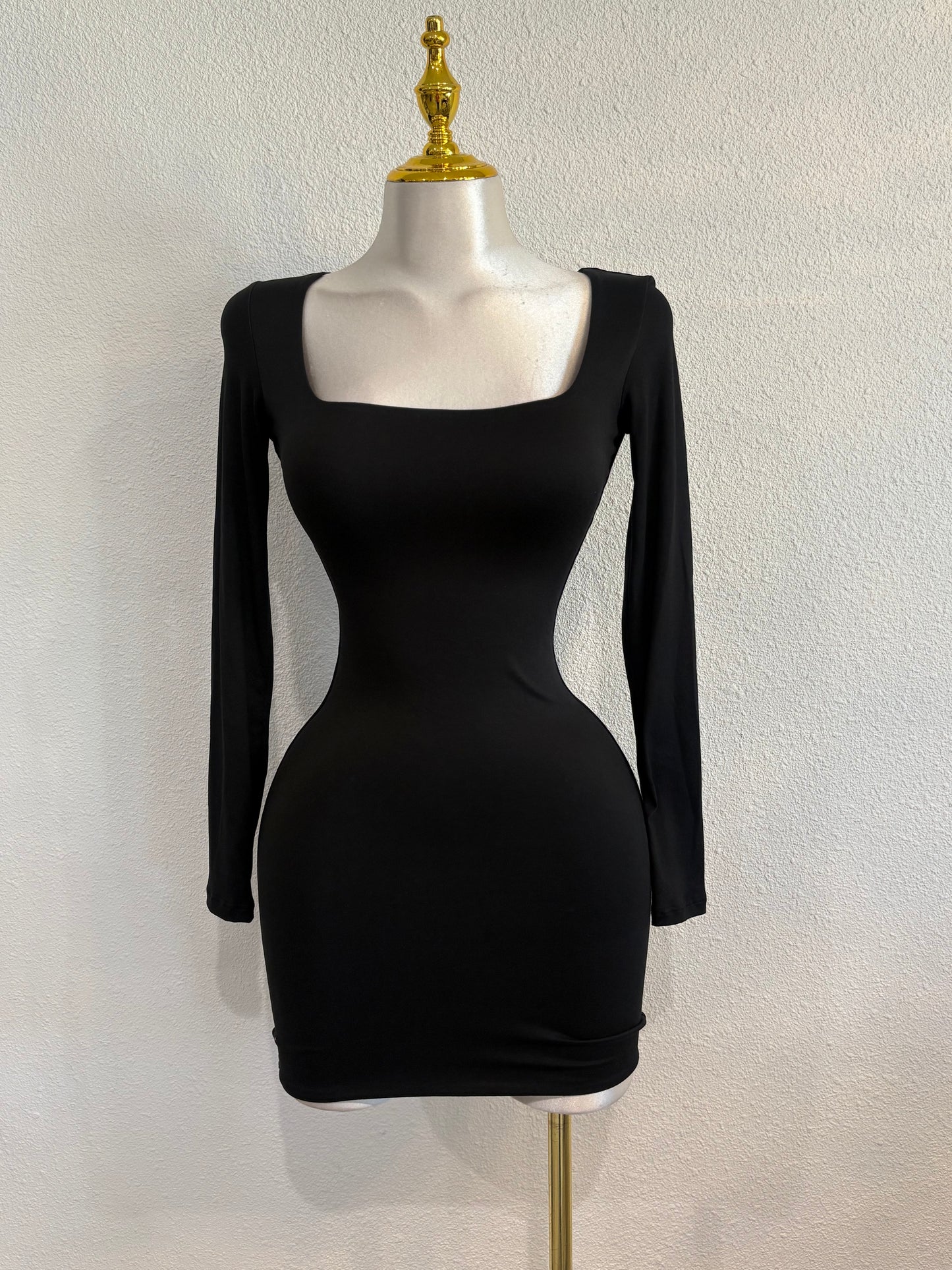 Double lined long sleeve dress